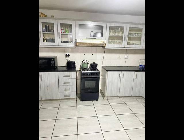 4 BEDROOM PROPERTY TO RENT IN OCEAN VIEW